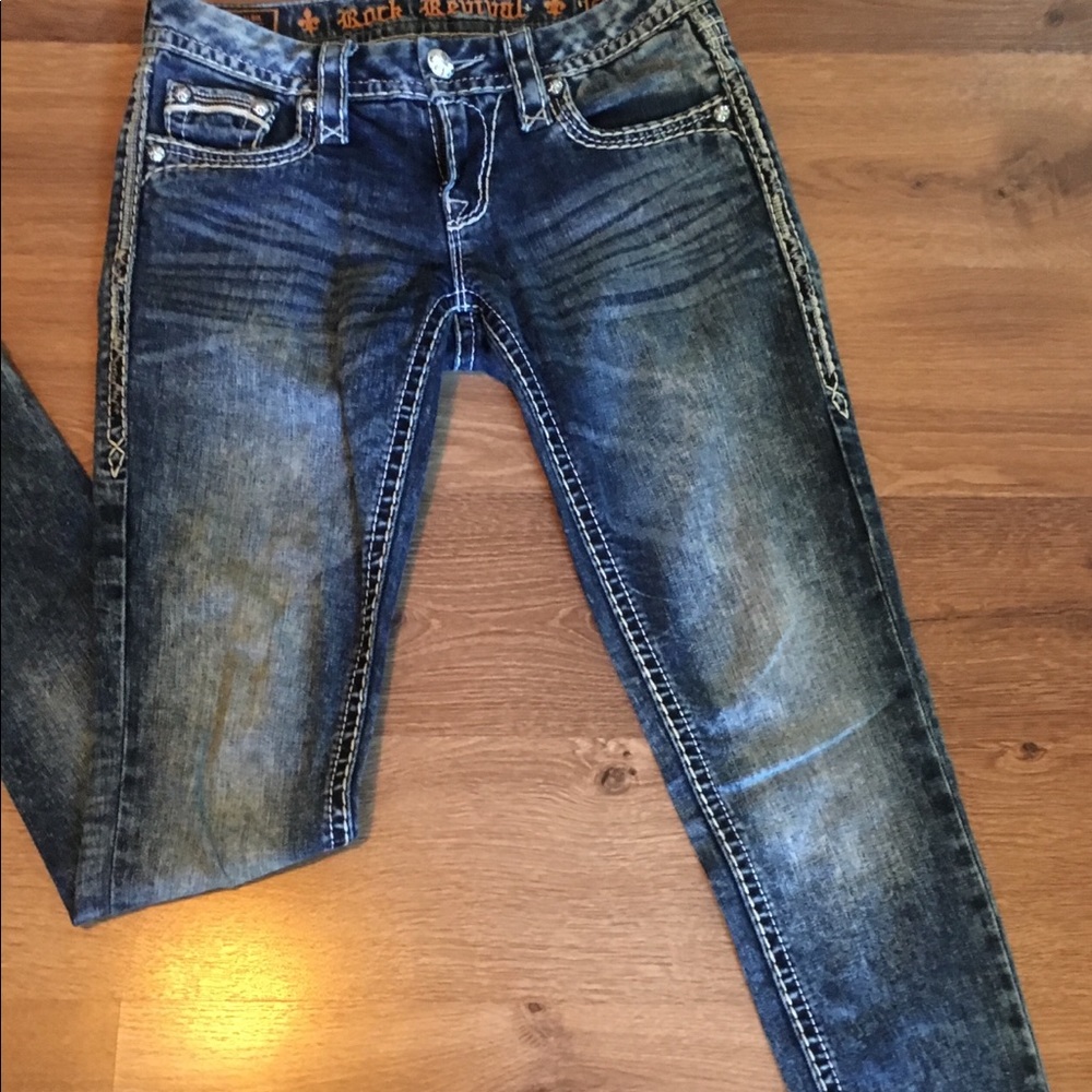 Like new Rock Revival Jeans